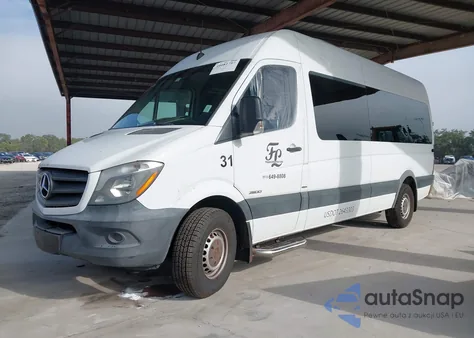 2016 Mercedes-Benz Sprinter 2500 High Roof из США, поврежденный, VIN WDZPE8DD8GP213470
